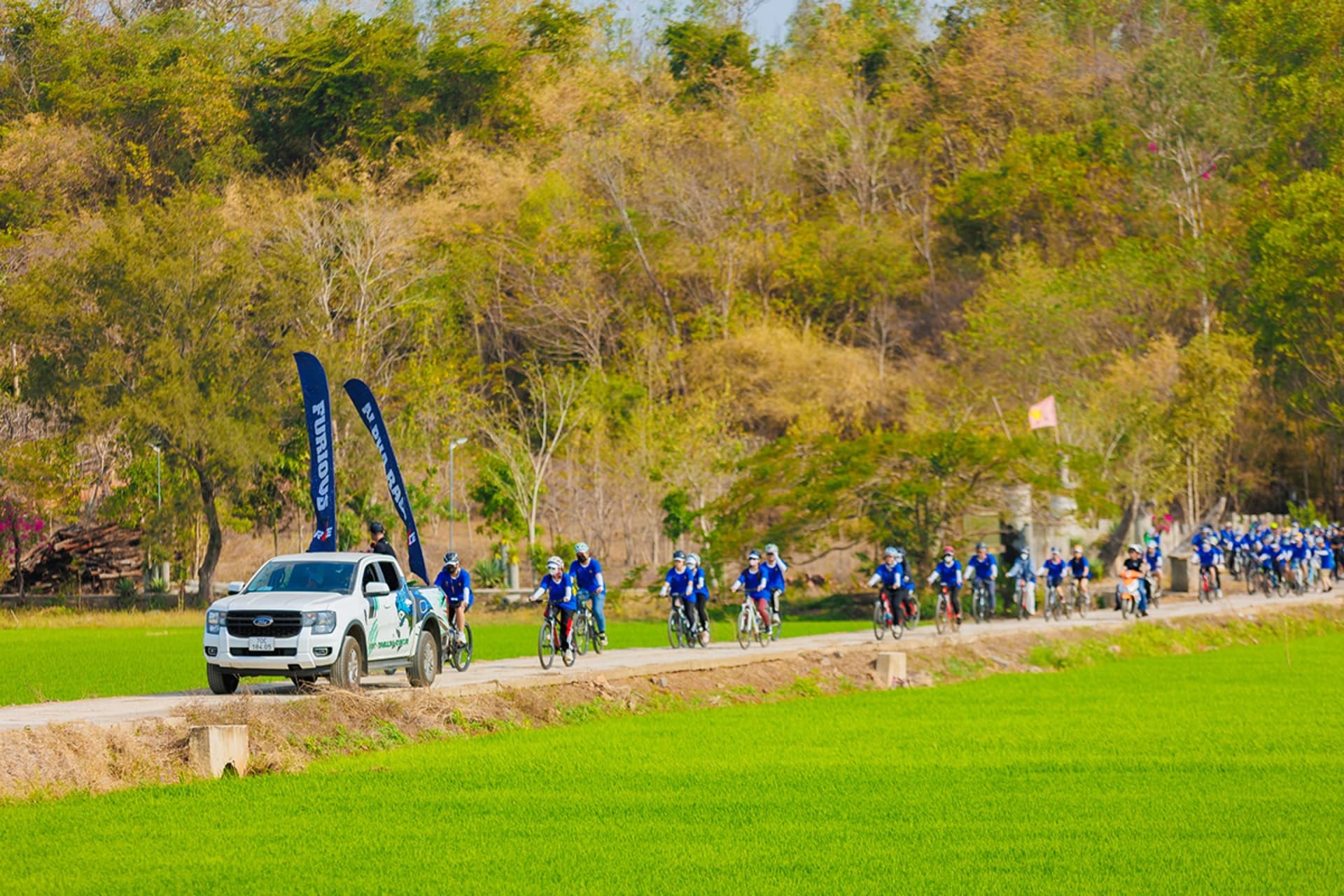 Doanh Nghiệp & Thương Hiệu